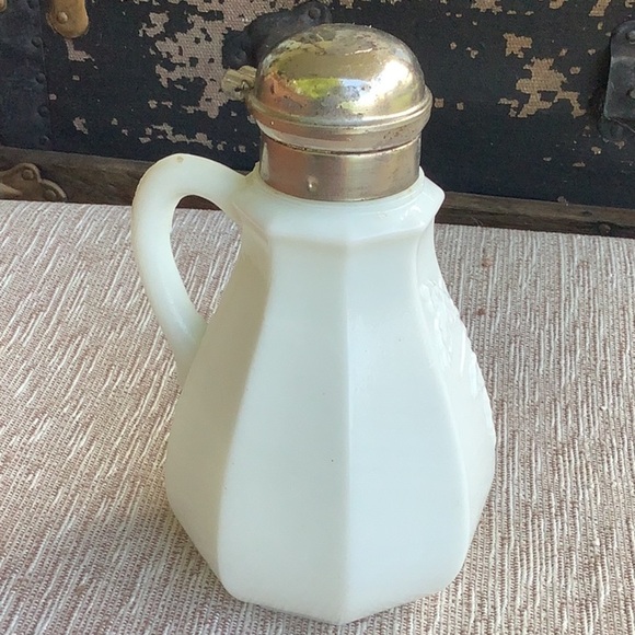 Vintage White Milk Glass Grapes Vine Syrup Pitcher - Picture 3 of 7